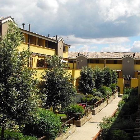 Appartamenti E Affittacamere Le Due Ruote Alberese Exterior photo